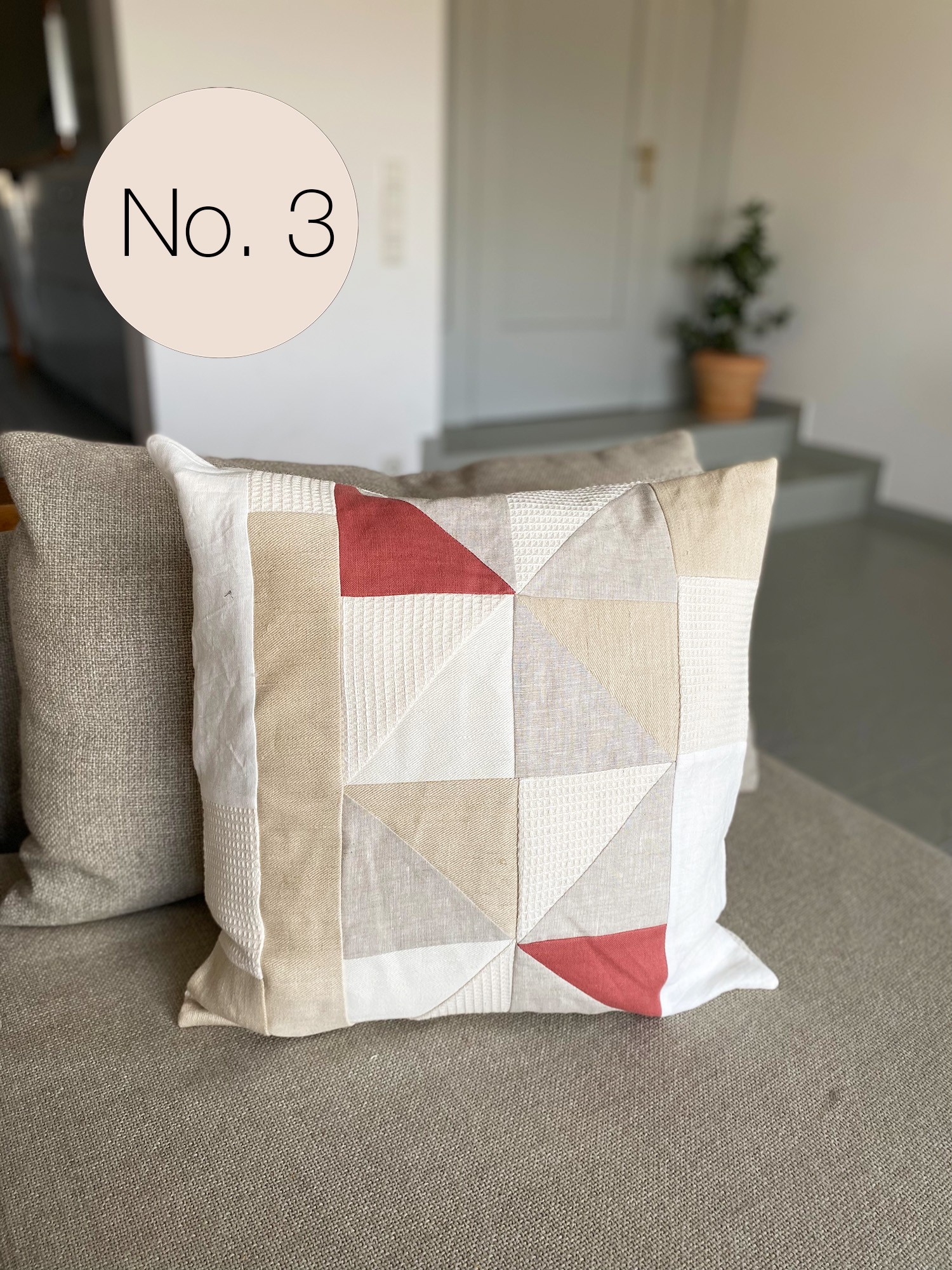Patchwork Kissenbezug aus Leinen, Hanf und Baumwolle, handgefertigt und nachhaltig, jedes Stück ein Unikat.