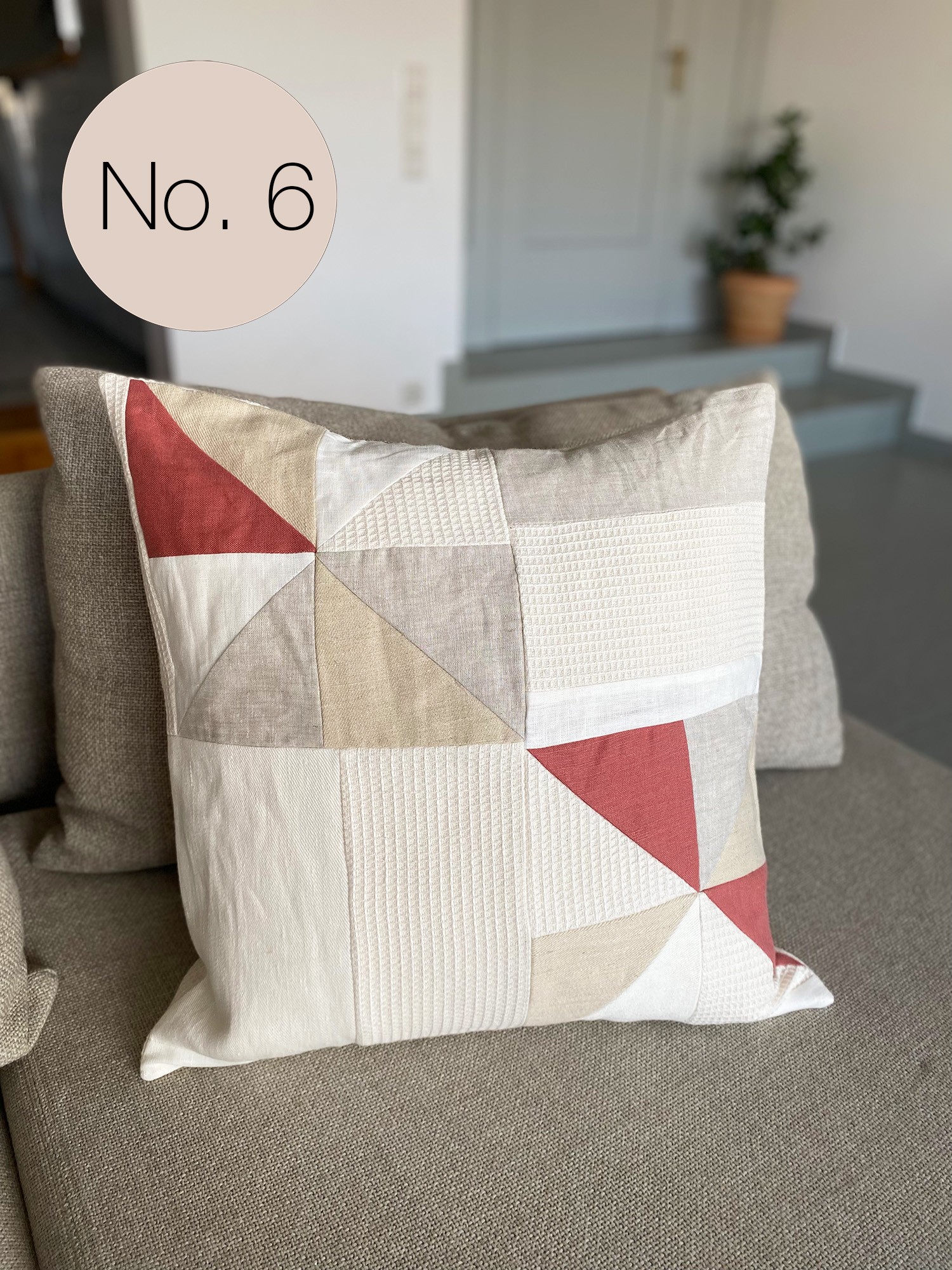 Patchwork Kissenbezug aus Leinen, Hanf und Baumwolle, handgefertigt und nachhaltig, jedes Stück ein Unikat.