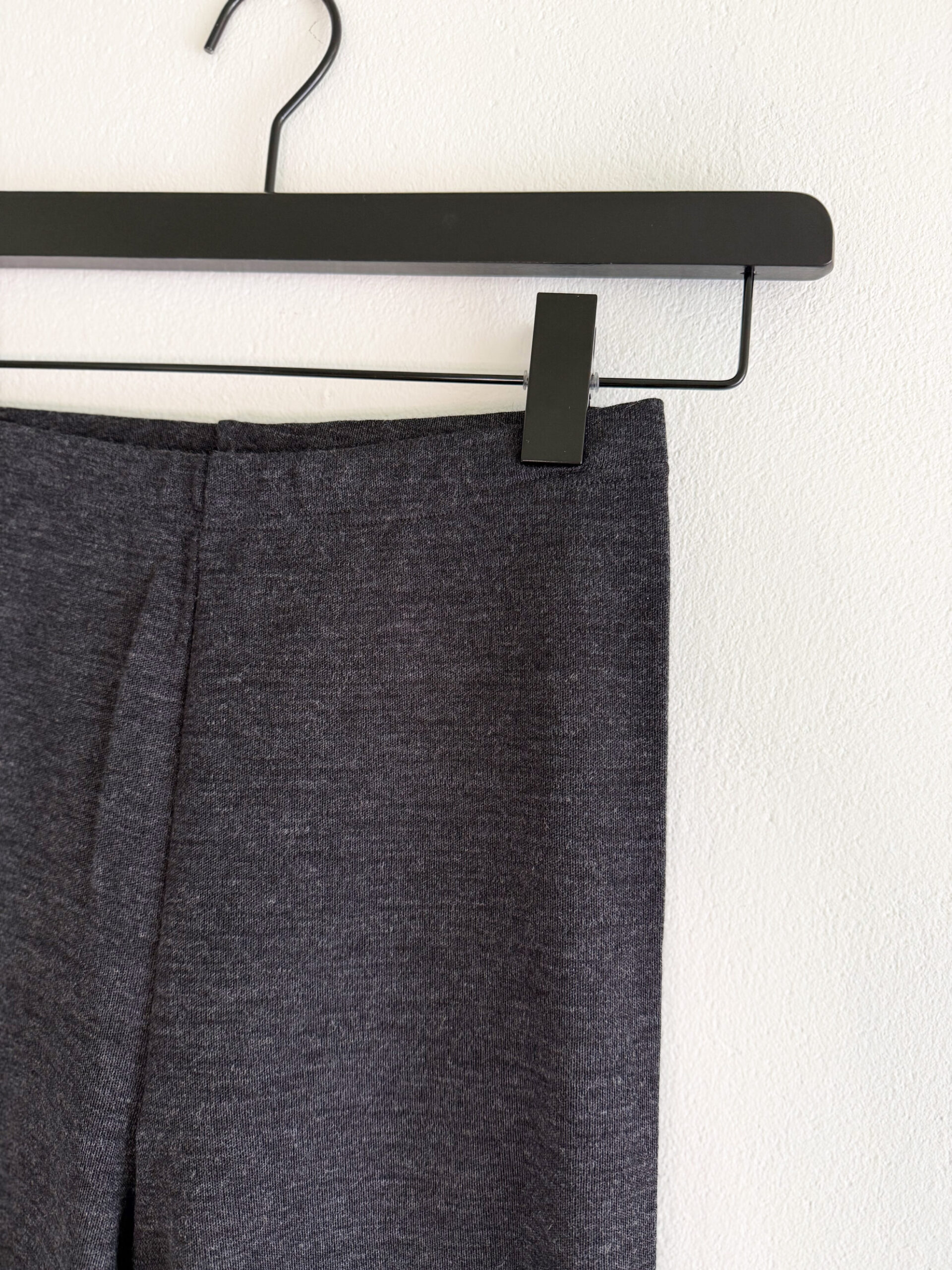 Wollhose schiefer detail